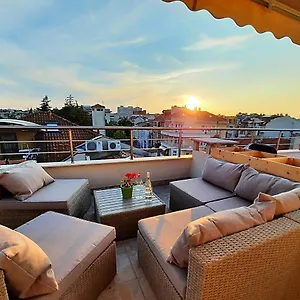 https://shik-chic-in-the-heart-of-burgas-5min-from-beach-new.primorskohotels.com